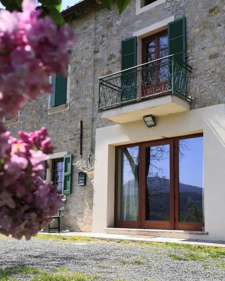B&B Demetra Solignano Екстериор снимка