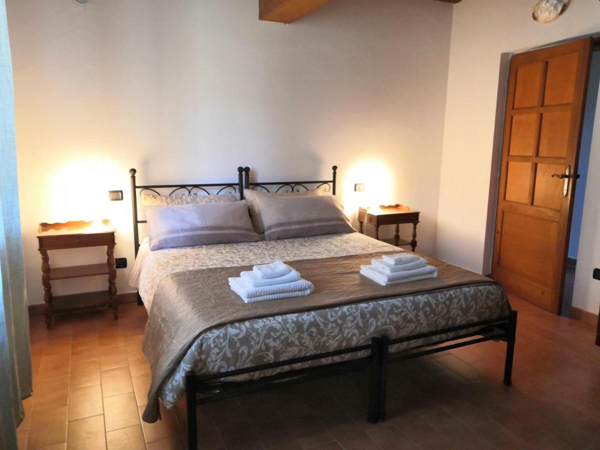 B&B Demetra Solignano Екстериор снимка